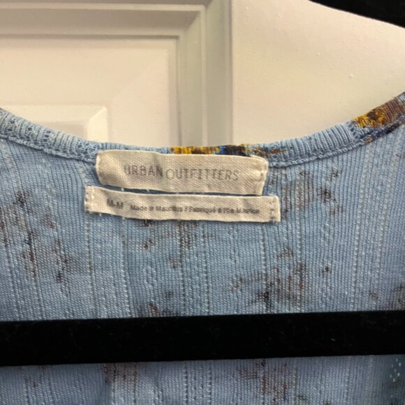 Cute Vintage Feel Urban Outfitters Tank - Picture 2 of 3